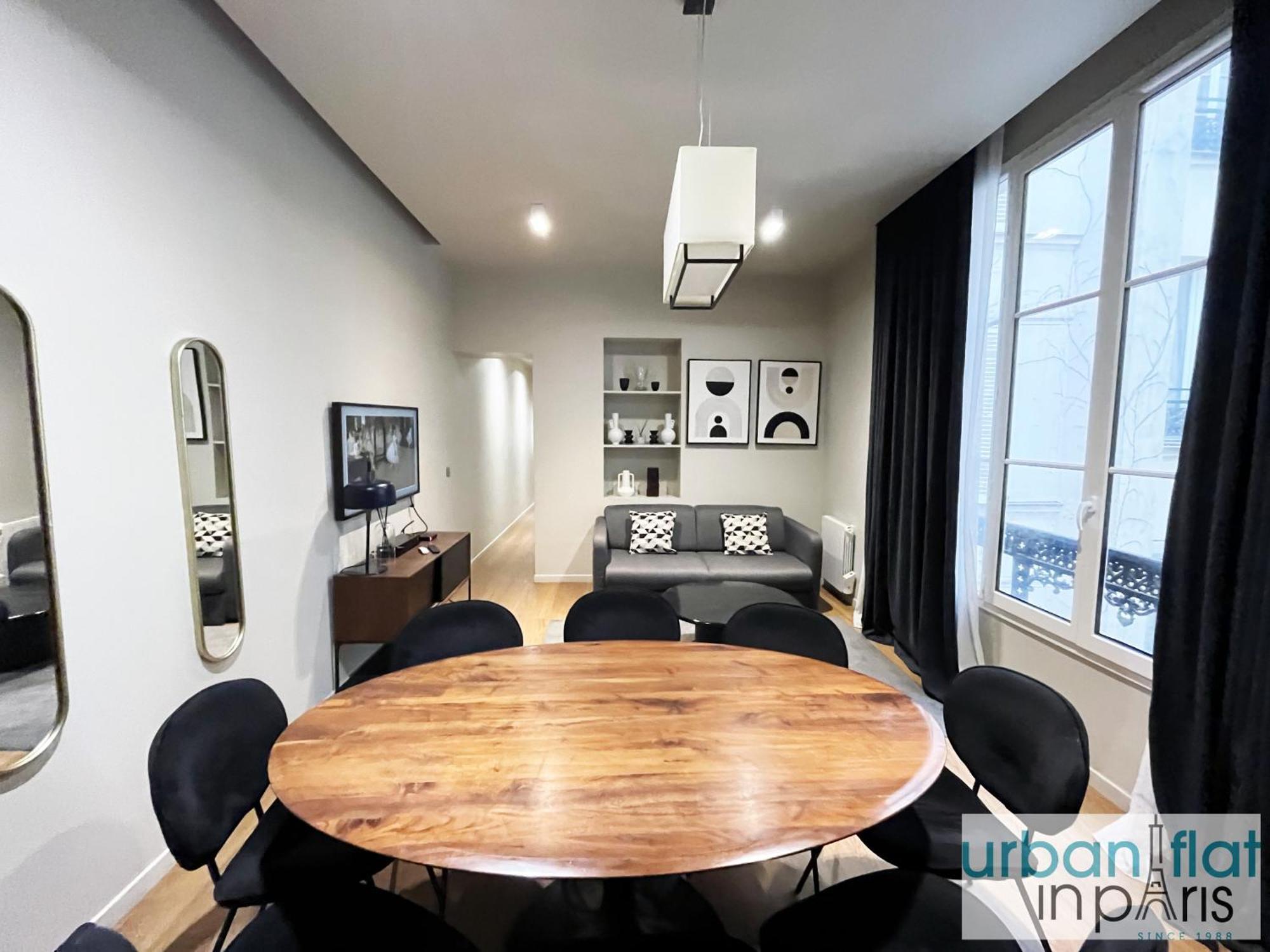 Urban Flat 110 - Luxury 3 Bedroom Near Galeries Lafayette * Paris
