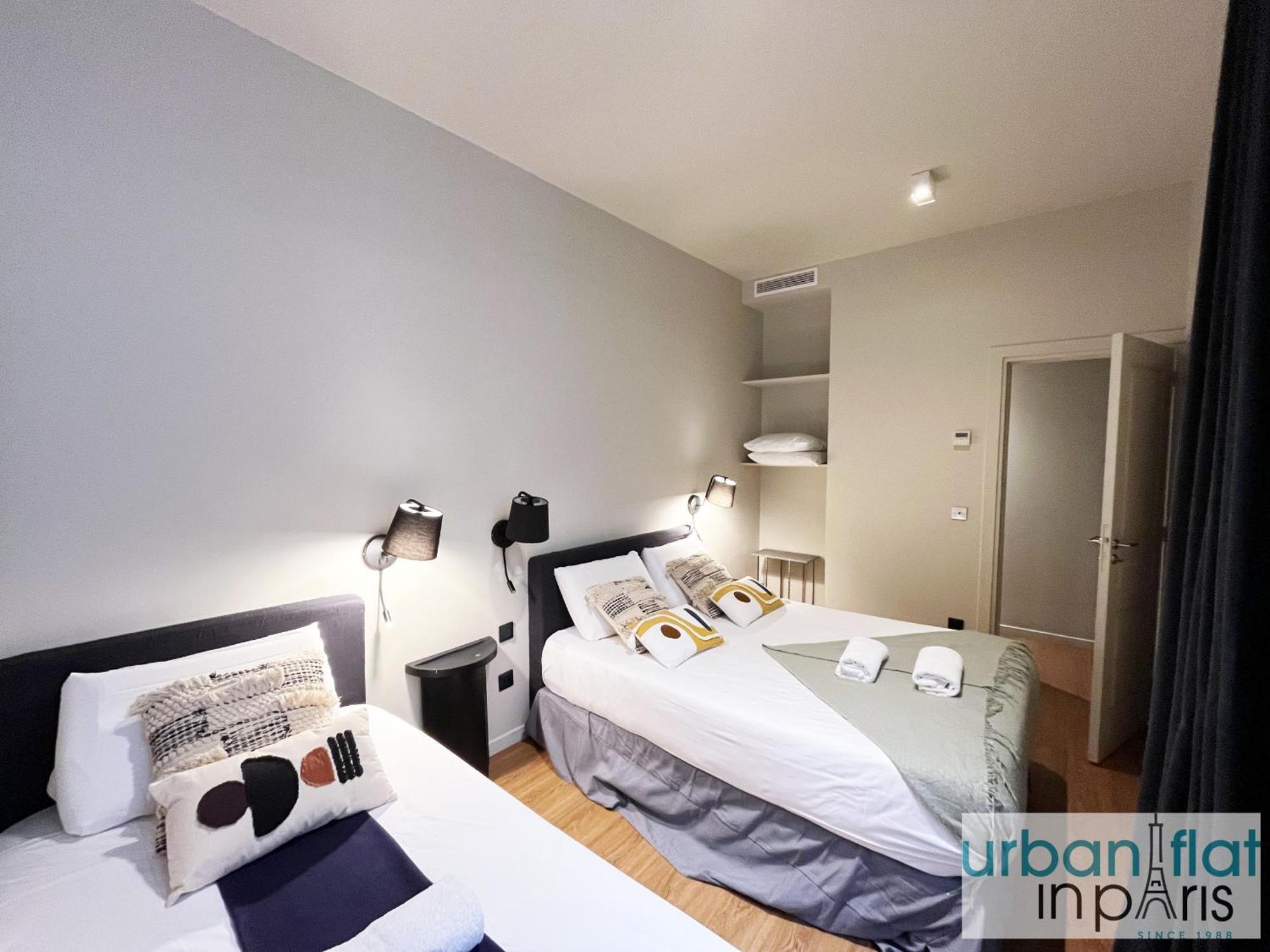 Urban Flat 110 - Luxury 3 Bedroom Near Galeries Lafayette Apartment