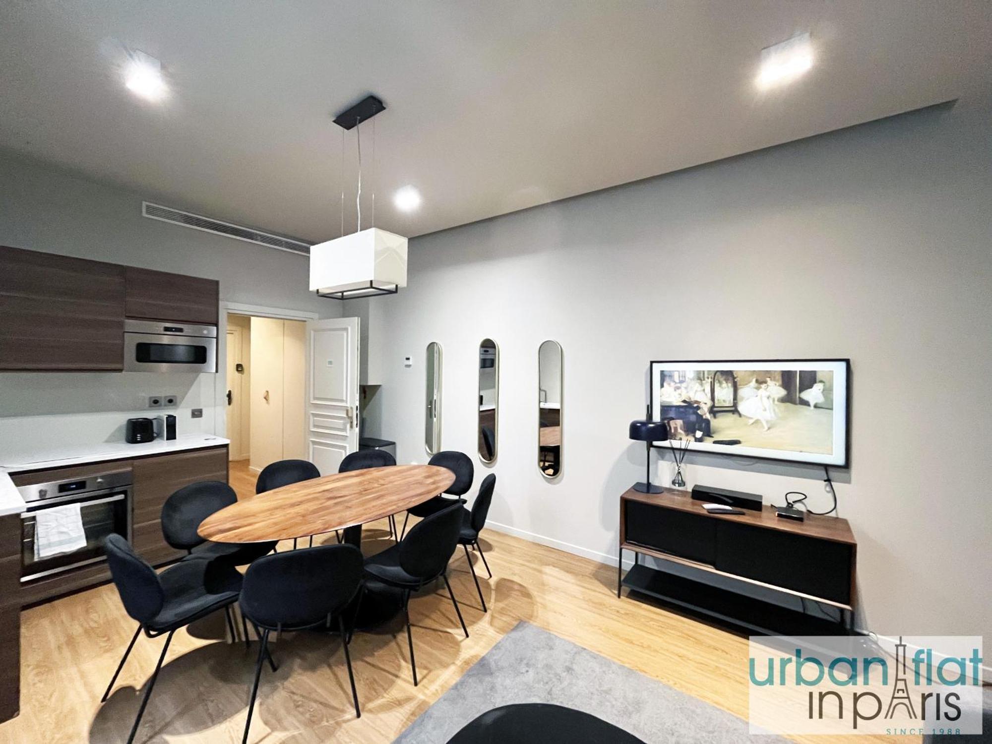 Urban Flat 110 - Luxury 3 Bedroom Near Galeries Lafayette Apartment Paris