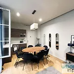 Urban Flat 110 - Luxury 3 Bedroom Near Galeries Lafayette